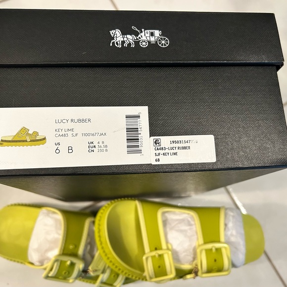 Coach Lucy Rubber Sandal.. - Picture 3 of 4